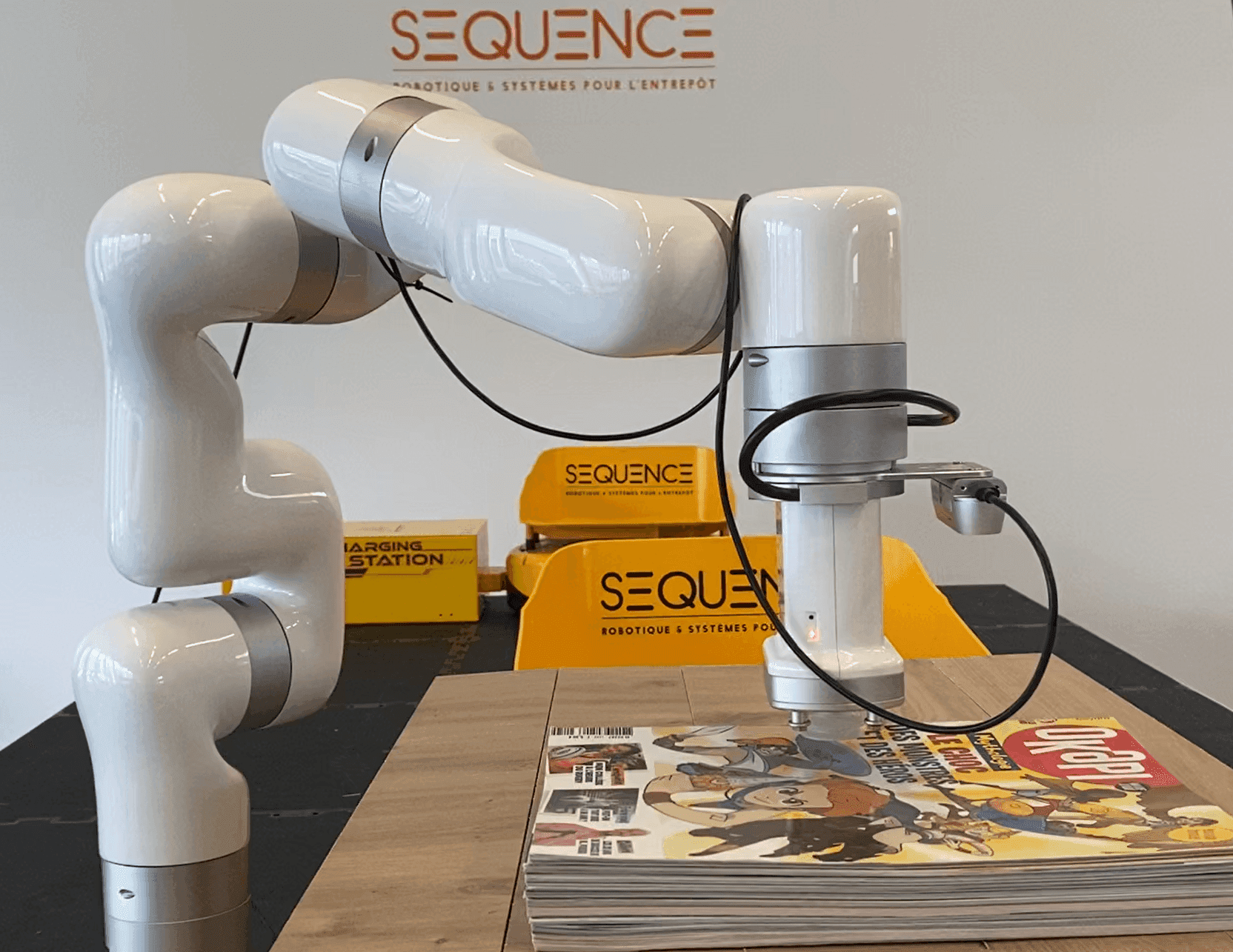 Bras robots : la collaboration Homme-Machine pour transformer la logistique 